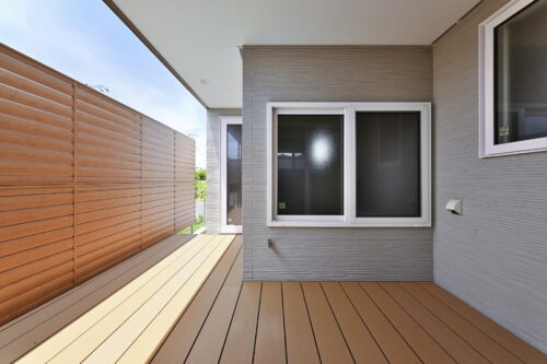 夏はお子様のプール遊びにももってこいの空間♪