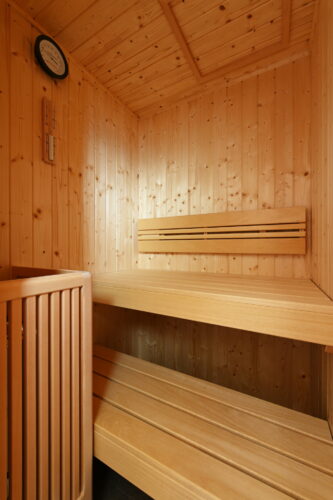 1～2人入れるサウナ。自分のお家にサウナは憧れです、、♪
